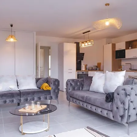 Superbe 2 - Parking Gratuit Apartment *