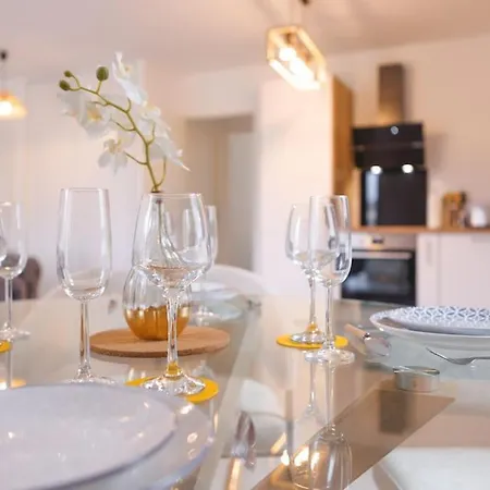 Superbe 2 - Parking Gratuit Apartment Bourg-en-Bresse